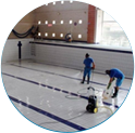 Nettoyeurs, décapeurs de piscine équipe Sudeo Piscine